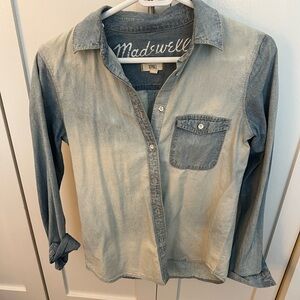 Madewell Chambray Button Down XS